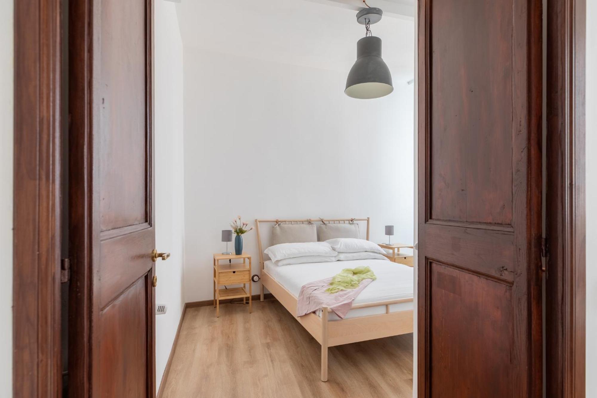 Iflat Bright Brand New 3-Bedroom Apt In Monti Рим Екстериор снимка